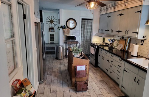 Mattoon House | Paradise Found in Illinois
