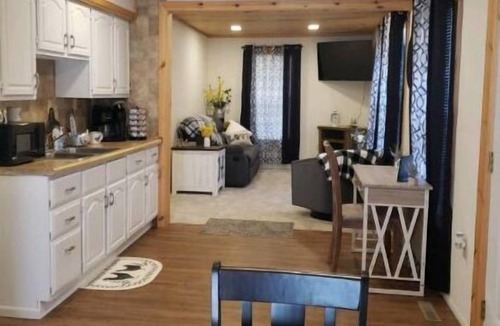 Casey House | Park View Place 4 Blocks From the World's Biggest