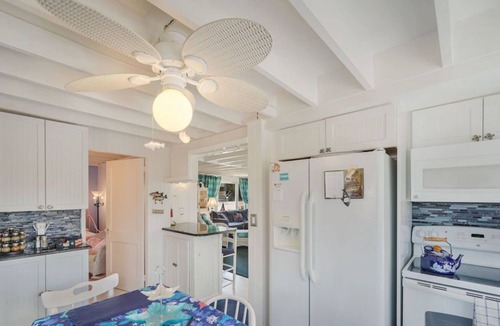 Mantoloking House | Patriot's Paradise - An Oasis just 72 steps from Private Beach + Hot Tub