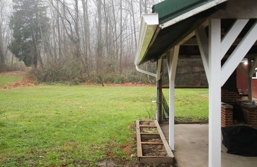 Bainbridge House | Peaceful, spacious home near the river!