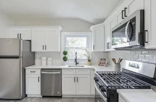 Lawnside House | Peacefully Cozy Place for solo or group trip