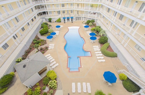 Sandbridge Apartment | Penthouse By The Sea Huge Home w Amazing Views