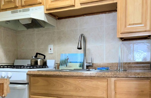 Ortley Beach Apartment | Perfect 1-Bedrm, 1 Block to Ocean