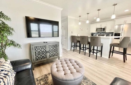 Brigantine Condo | Perfect Location 2 BR w/bay views! n1 block to beach! nWinter rentals 40% off!
