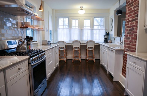 Cape May House | Perfectly Situated, Beautifully Renovated, Very Short Walk to Beach and Mall!
