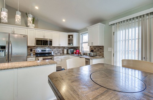 Beavercreek House | Pet-Friendly Dayton Home w/Grill, Walk to Park!