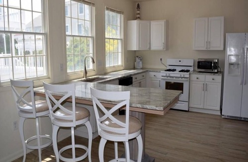 Townsend's Inlet Condo | Pet Friendly Home that sleeps 10-12 in Sea Isle City