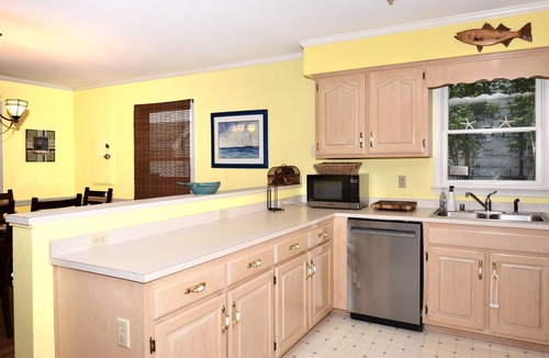 Country Club Estates House | Pet Friendly Rehoboth Beach w/Three Primary Suites Parking Remote Workspaces