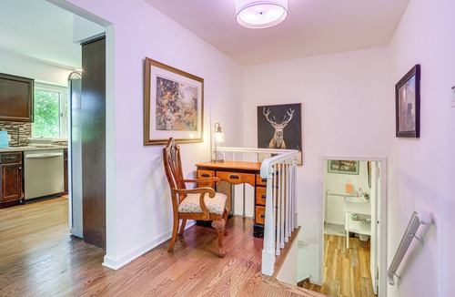 Newton House | Pet-Friendly Vacation Rental w/Lake Access
