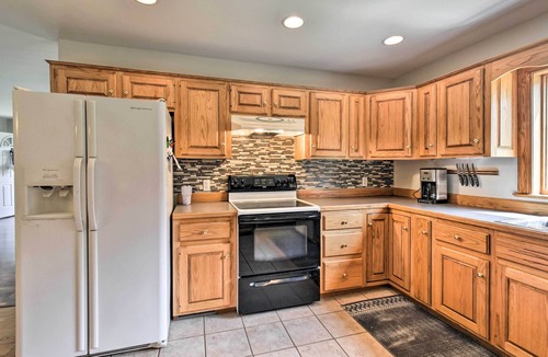 Painter House | Pet-Friendly Woodsy Gem: 1/4 Mi to Chesapeake Bay