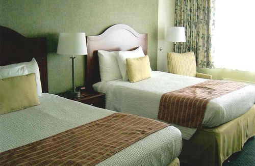 Somers Point Hotel | Pier 4 Hotel