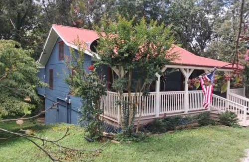 Crossville House | Pigeon Ridge Cabin Cumberland State Park 2B 2B