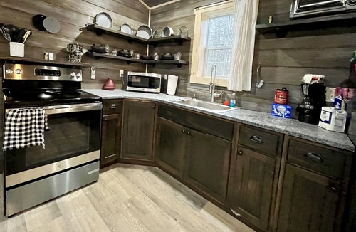 Marienville Cabin | Pin Oak Villa: Pet-Friendly Cabin Near Cook Forest & Allegheny National Forest