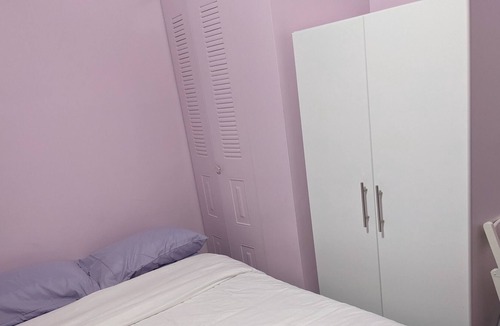 Greenville Apartment | pinky condo 溫馨小粉屋 Near/ NYC EWR 近機場 紐約曼哈頓