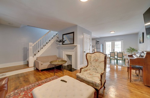 Wilkinsburg House | Pittsburgh Home Near Frick Park, 7 Mi to Dtwn