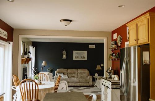 Greenville House | Pleasant Acres
