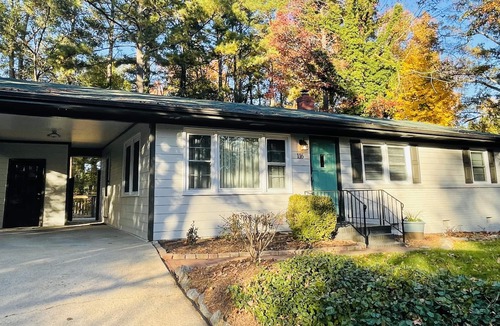 Cary House | Pleasant Experience in this City Ranch - Downtown Cary
