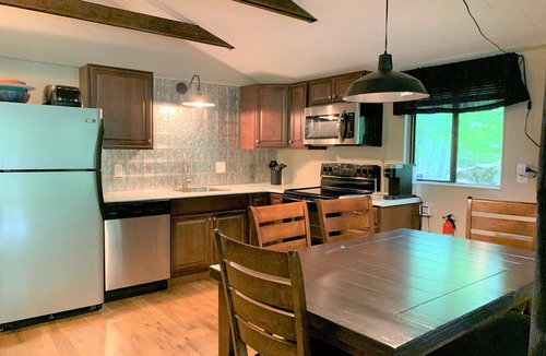 Lackawaxen House | Pocono Cabin in Masthope Mountain Community