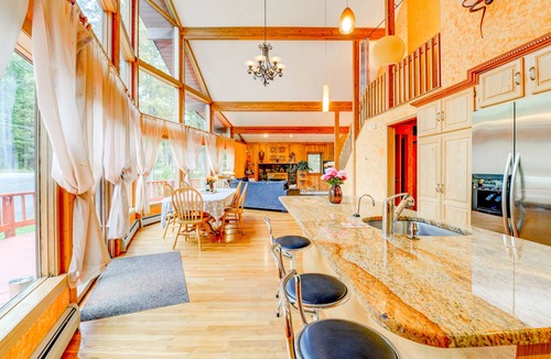 Tafton House | Pocono Chalet ~ Heated Pool ~ Sauna ~ Firepits ~ Game Room ~ Fireplaces