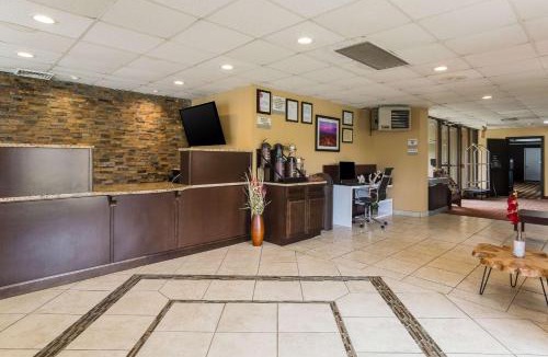 Delaware Water Gap Hotel | Pocono Inn & Banquet - Stroudsburg
