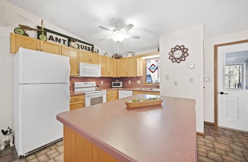 Thornhurst House | Pocono Paradise Getaway with Hot Tub