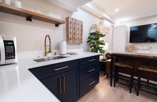 Canton Apartment | Poe's Pad in Canton Quarters