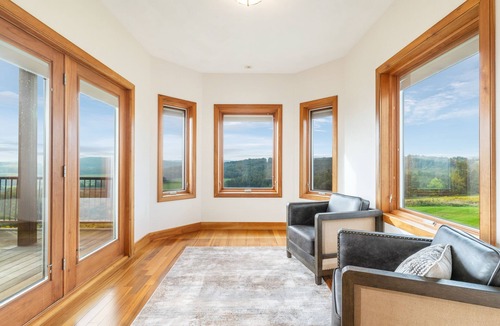 Owego House | Pool/Hot tub/Fire Pit/Theater+Game Rms/Epic Views/8 bdrm 5 bath Estate Sleeps 22