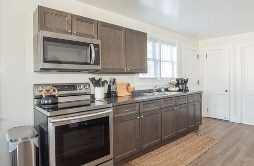 Quarryville House | Poplar place 3BR 1 Bath