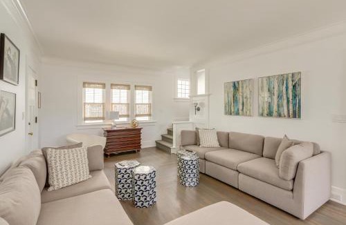 Port Clinton House | Port Clinton Home with Lake View - Walk to Beach!