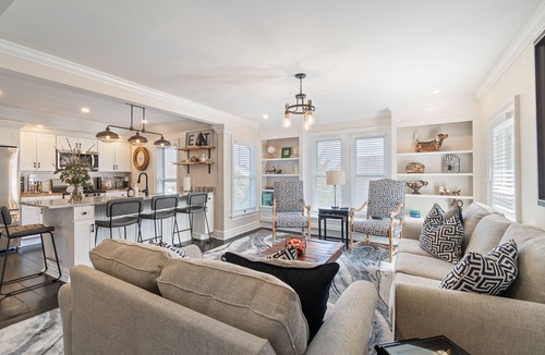 Pittsford Apartment | Prime Location, Walk Everywhere- Lux 2 Bedroom in Heart of Pittsford Village