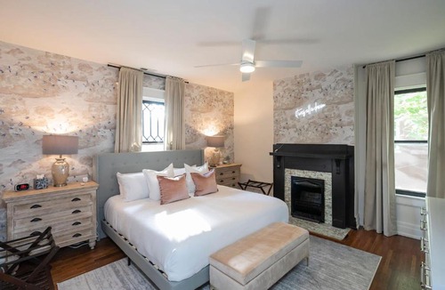 Historic Waverly House | Prime Walkable Location Spacious Home w Hot Tub
