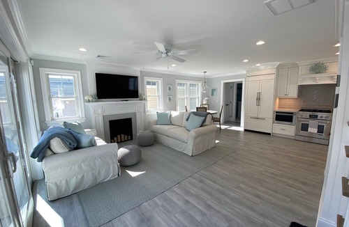 Manasquan House | Pristine 3BR Home Steps From Beach w Deck, Pool/Hot Tub, Grill, Outdoor Dining