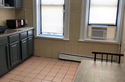 Weehawken Apartment | Private 2-bedroom apartment and New York City Manhattan only 15 mins away