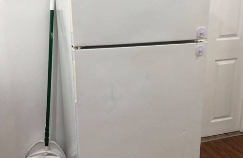 Weequahic Apartment | Private apartment with 3 bedrooms and 1 bathroom near Newark International Airport EWR and New York City