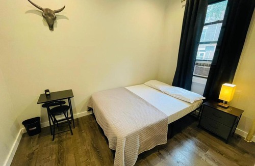 Harlem Hostel | Private Bedroom in New York City