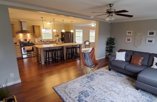 Town of Denning House | Private Catskill mountain getaway with great views just over 2 hours from NYC