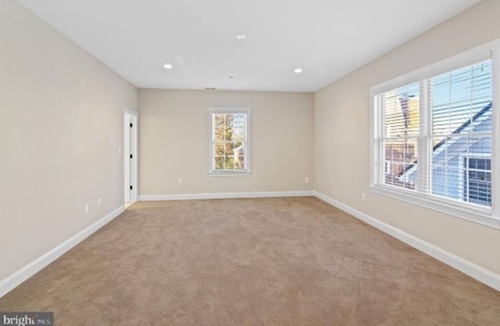 North Roland Park/Poplar Hill House | Private King & Shared Suites in Roland Park, MD