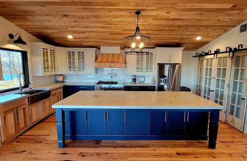 Mt. Bethel Cabin | Private Mountain Cabin on 200 Acre Farm - Delaware Water Gap
