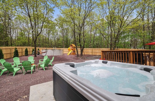 Tunkhannock Township House | Private POOL Hot Tub Fully Fenced Backyard Fire Pit Games