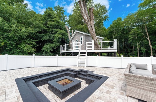 Lewes House | Private Pool Hot tub Fire Pit Beach House Sleeps 10