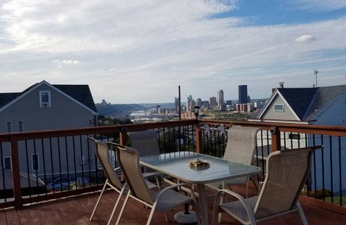 South Side Slopes Resort | Private room ∙ 3 guests