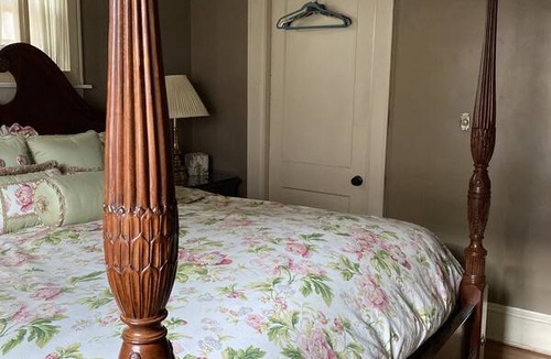 Charleston Resort | Private room ∙ 1 guest