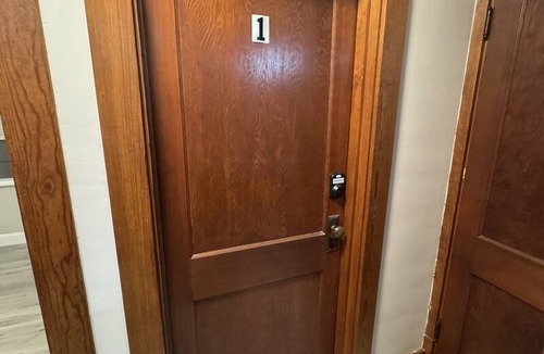 Aliquippa Resort | Private room ∙ 1 guest