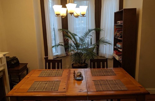 Downtown Baltimore Resort | Private room ∙ 2 guests