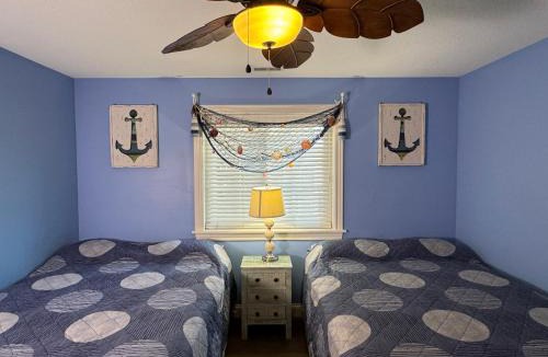 Put-in-Bay House | Put-in-Bay Waterfront Condo #209