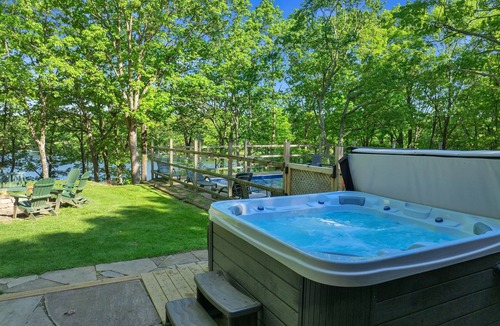 Pocono Mountain Lake House | Pvt Hot Tub, Lakefront, Foliage, Heated Pool, Hike Ping Pong, Foosball