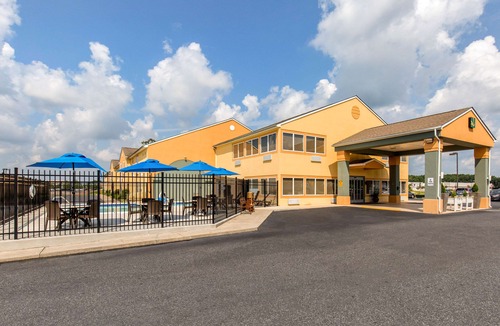 Georgetown Hotel | Quality Inn & Suites Georgetown - Seaford