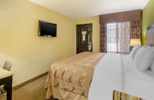 Covington Hotel | Quality Inn
