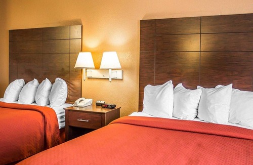 Elyria Hotel | Quality Inn
