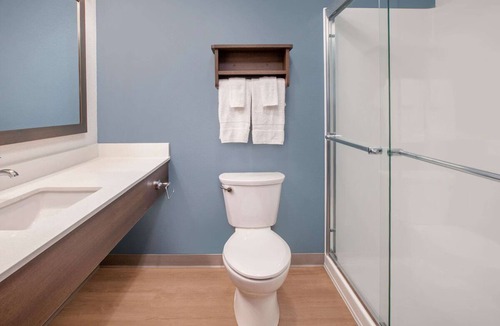 Greenbelt Hotel | Quiet Room w/Cooking Setup – Near University of Maryland & Metro Stop, 2 Units